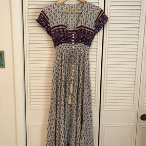 Gorgeous maxi dress